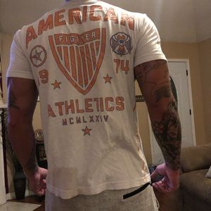 Men’s American fighter size large shirt